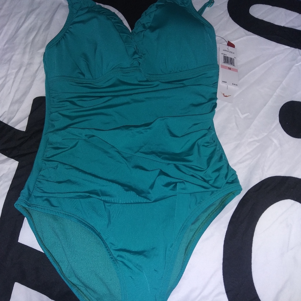 New with tags Jantzen size 10 women's swimsuit